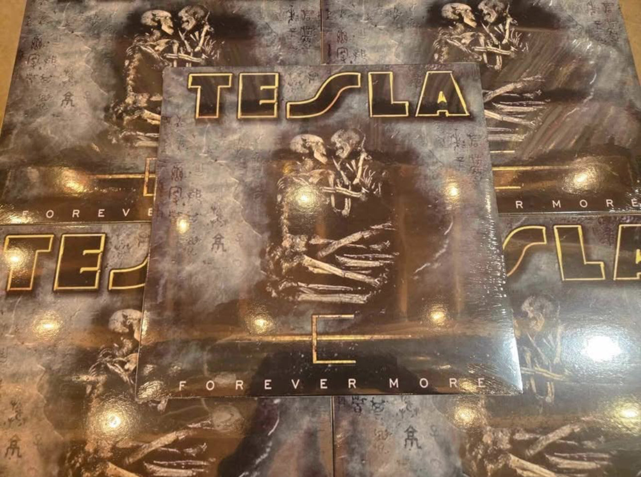 Tesla – Forever More-LP