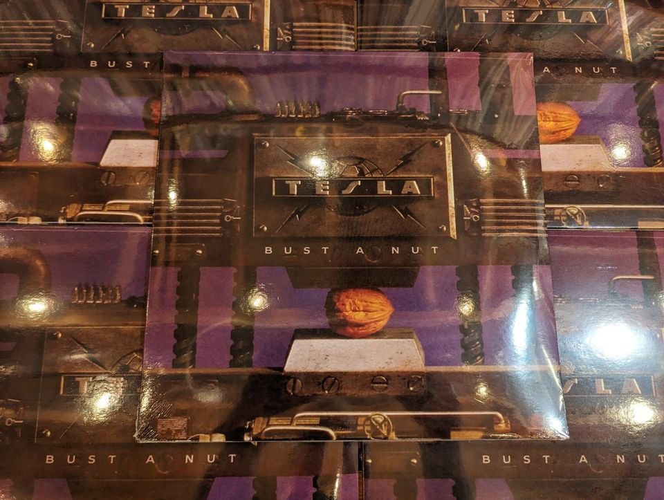 Tesla – Bust A Nut Vinyl