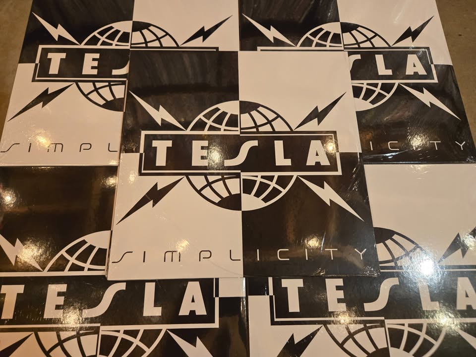 Tesla – Simplicity Vinyl